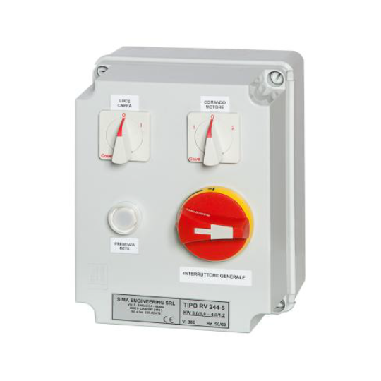 Two-speed electric regulator for three-phase motor