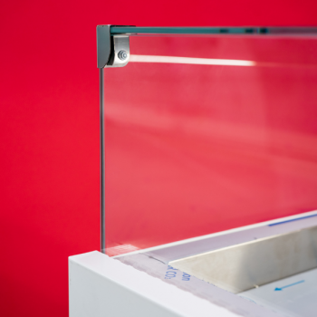 Serve over counter display fridge with straight glass KIBUK, depth 90 cm