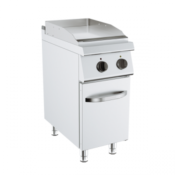 Fry top elettrico piastra liscia su vano, profondità 70 cm, potenza 3,6 kW