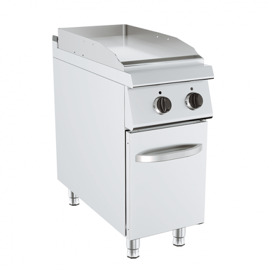 Fry top elettrico piastra liscia su vano, profondità 90 cm, potenza 6 kW