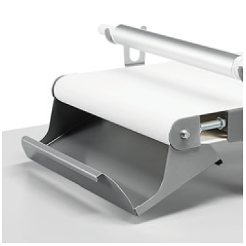 Sfogliatrice professionale da banco con basamento, larghezza tappeto 60 cm, regolazione manuale