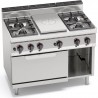 GAS SOLID TOP + 4 BURNERS ON 2/1 GAS OVEN